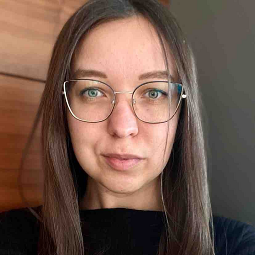 Байджанова Анастасия - Менеджер по работе с ключевыми клиентами