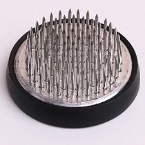 Кензан флористический D=4,6см,  нежавеющая сталь (длина иглы - 11 мм)